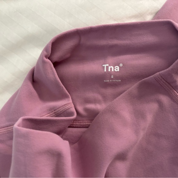 Aritzia tna butter soft leggings - Picture 5 of 5